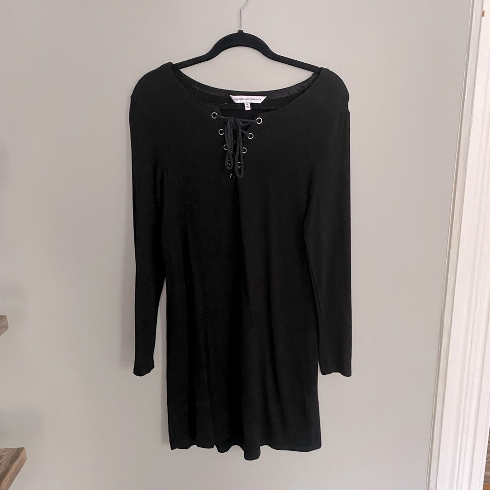 Cupcake and Cashmere Black Lace-Up Dress | Size Medium | Color Black